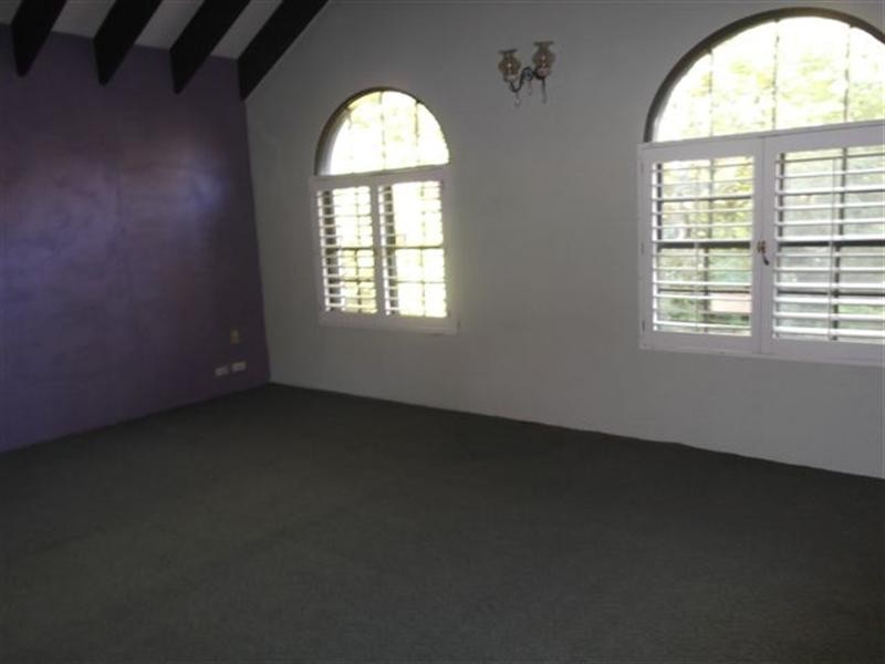 2 Bellview Crescent, Ashmore QLD 4214