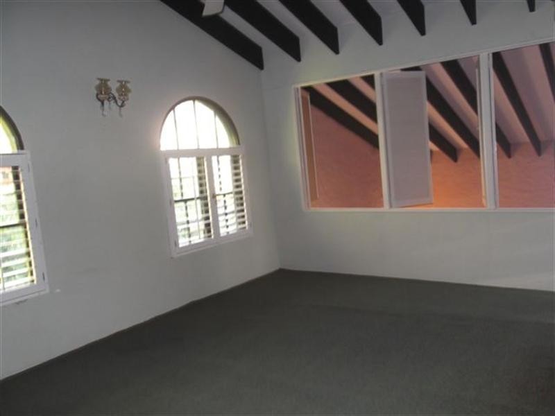 2 Bellview Crescent, Ashmore QLD 4214