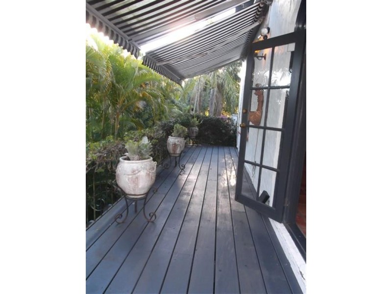 2 Bellview Crescent, Ashmore QLD 4214