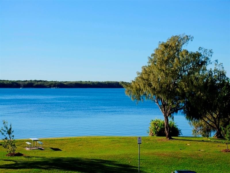 2/36 Anglers Esplanade, Runaway Bay QLD 4216