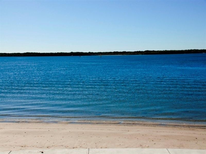 2/36 Anglers Esplanade, Runaway Bay QLD 4216