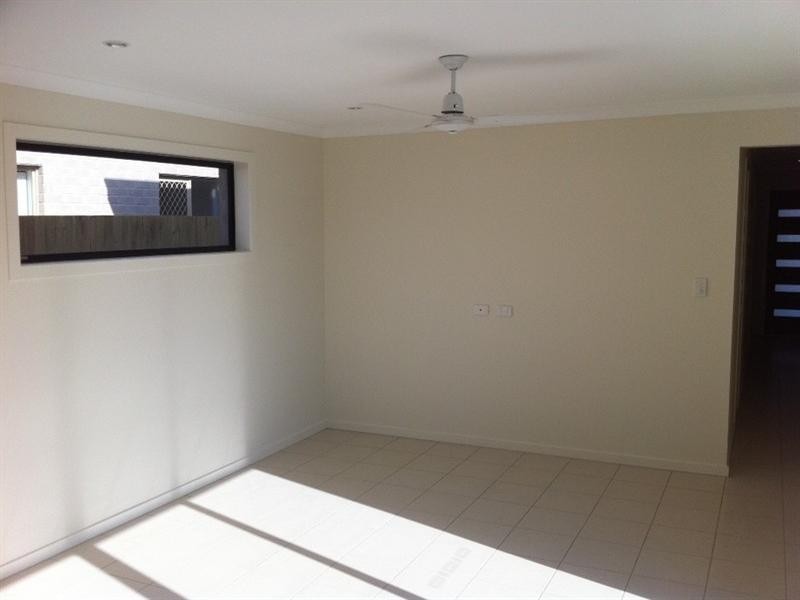 53 Collingrove Circuit, Pimpama QLD 4209