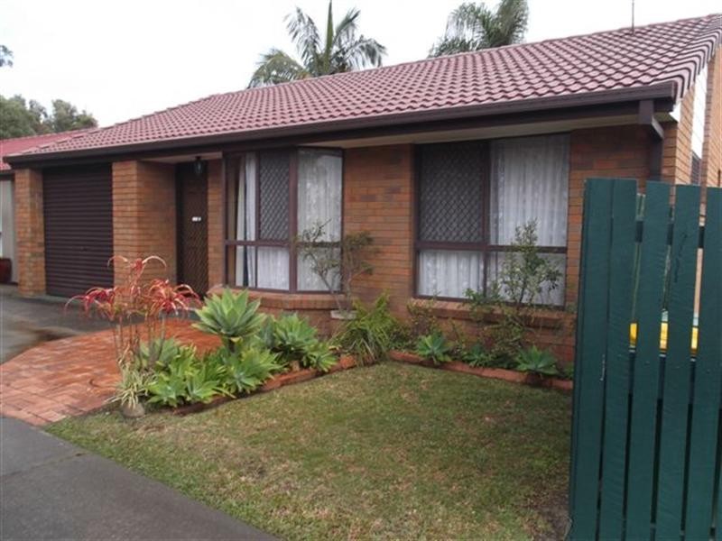 1/17 Hentdale Court, Labrador QLD 4215