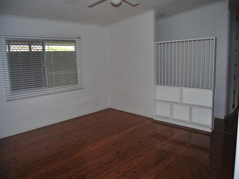 19 Cawthray Street, Biggera Waters QLD 4216