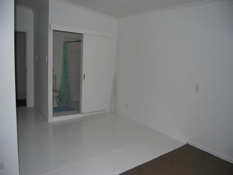 19 Cawthray Street, Biggera Waters QLD 4216