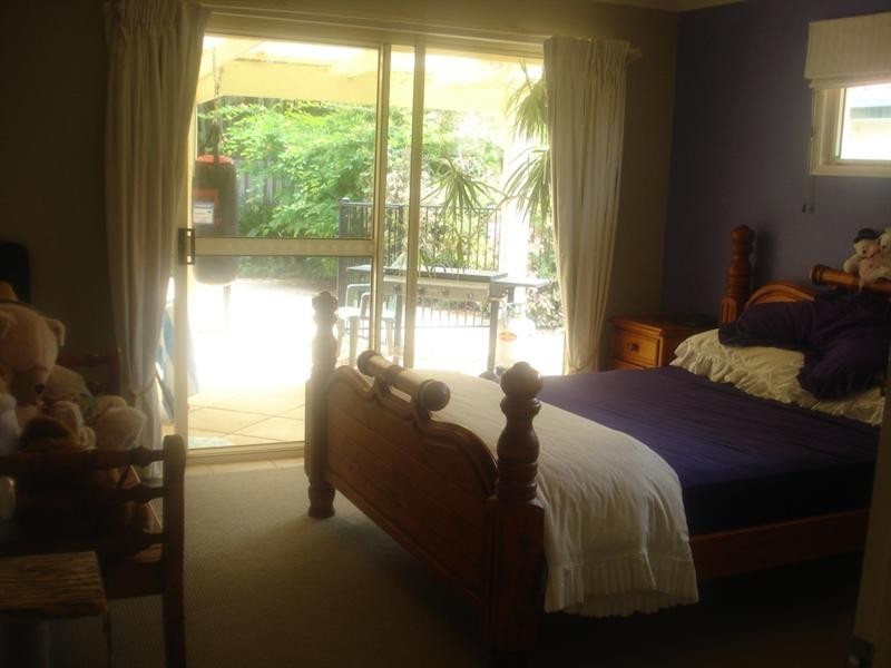 44a Sickle Avenue, Hope Island QLD 4212