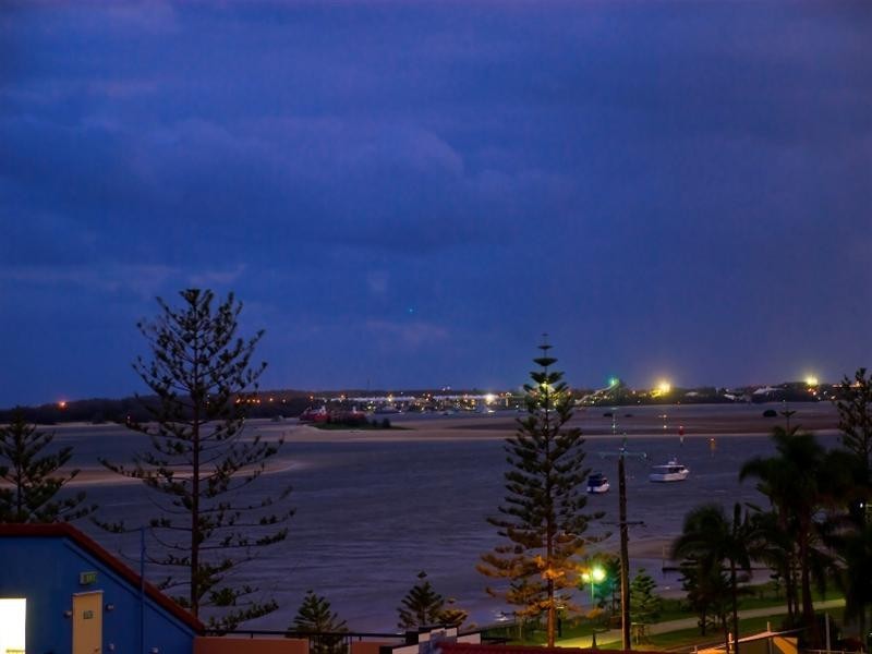 2301/438 Marine Parade, Biggera Waters QLD 4216