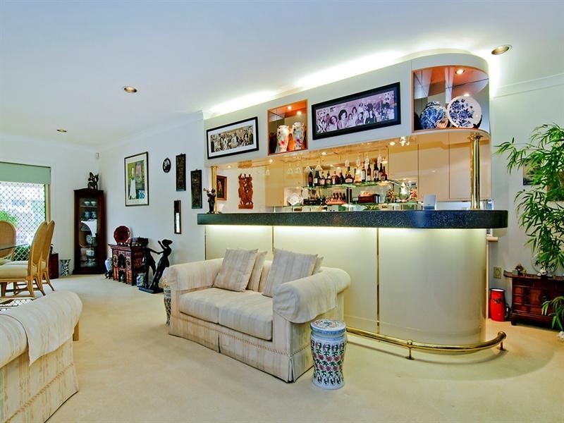 24 Sundance Way, Runaway Bay QLD 4216