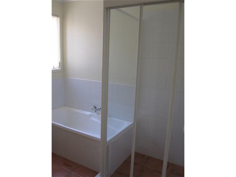 35 Marble Arch Place, Arundel QLD 4214