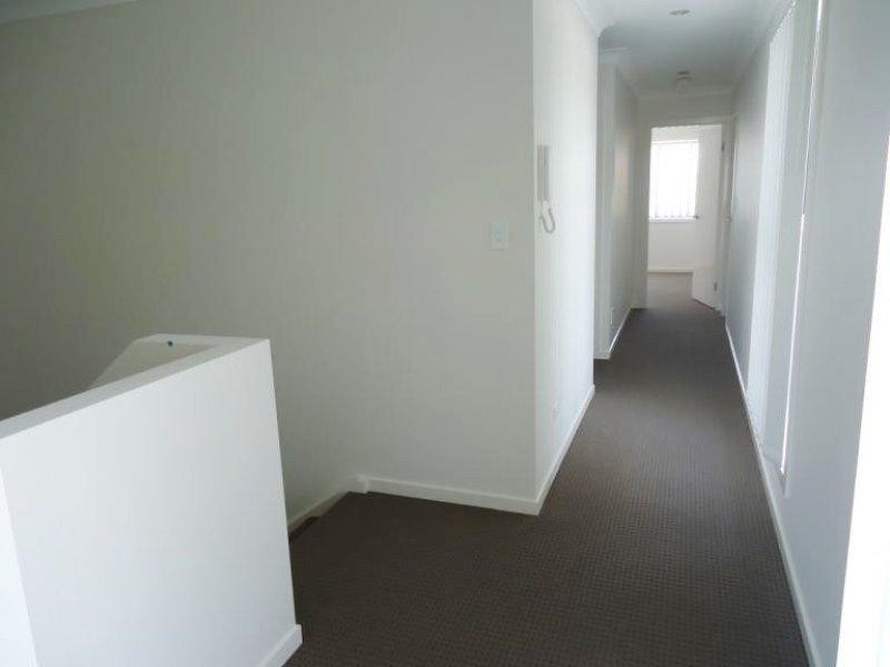 1/11 Margaroola Avenue, Biggera Waters QLD 4216