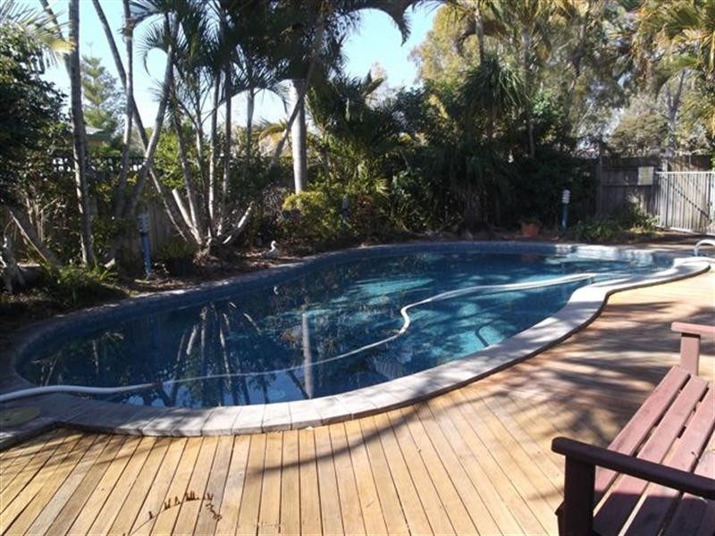 23 Anchorage Way, Biggera Waters QLD 4216