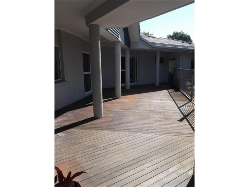 23 Anchorage Way, Biggera Waters QLD 4216