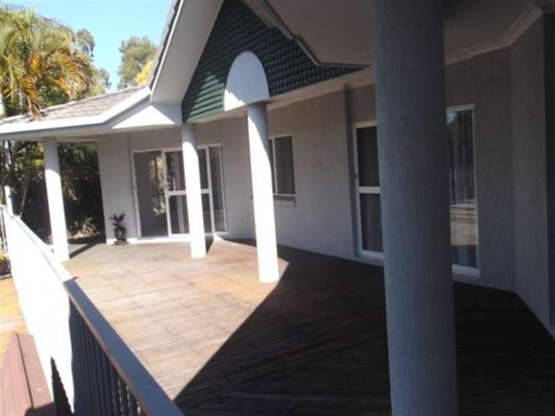 23 Anchorage Way, Biggera Waters QLD 4216