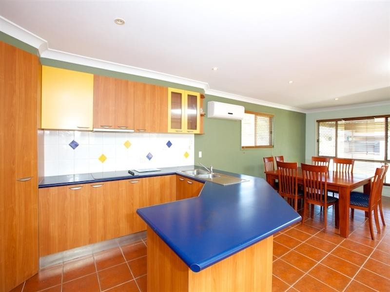 49 Annerley Avenue, Runaway Bay QLD 4216