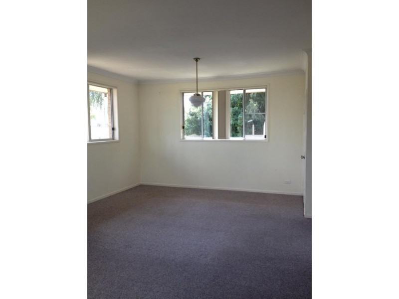 57 Victor Avenue, Paradise Point QLD 4216