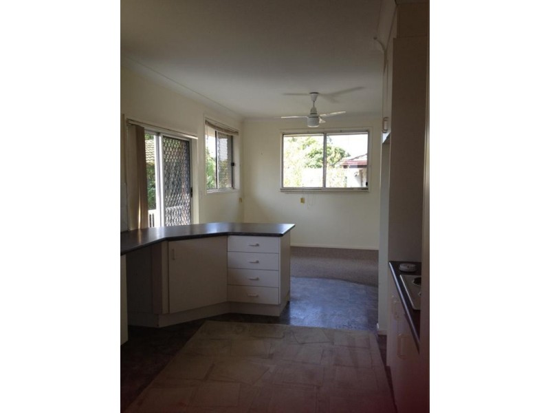 57 Victor Avenue, Paradise Point QLD 4216