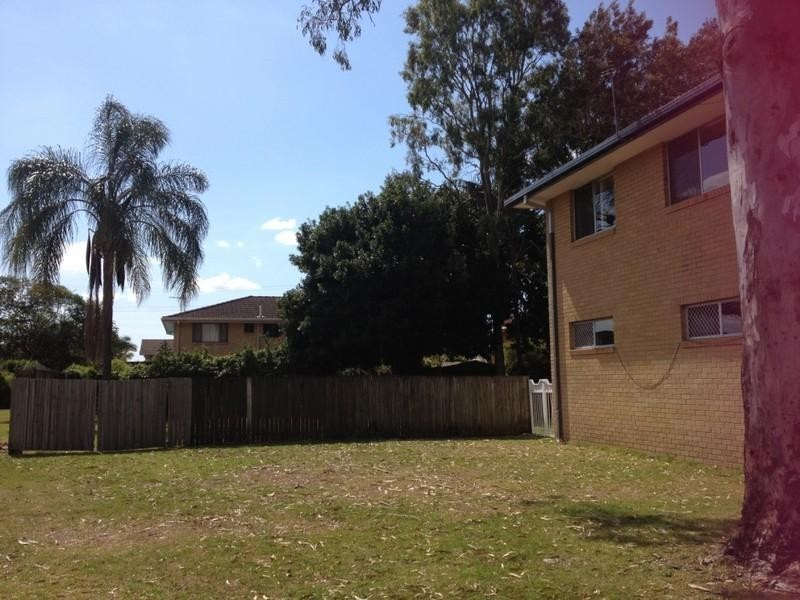 57 Victor Avenue, Paradise Point QLD 4216