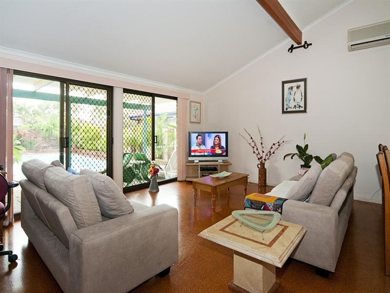 16 Cockleshell Court, Runaway Bay QLD 4216