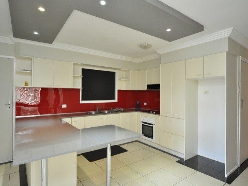16 Deagon Drive, Runaway Bay QLD 4216