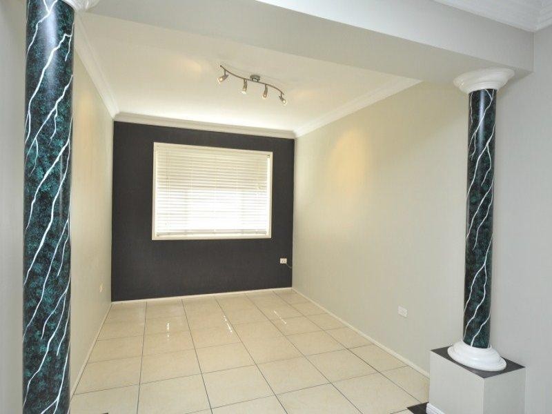 16 Deagon Drive, Runaway Bay QLD 4216