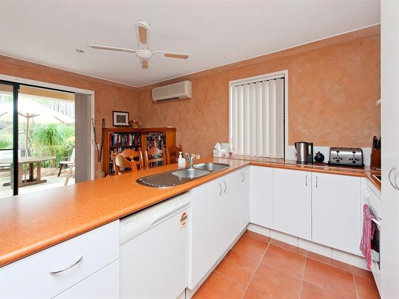 72/24 Amsonia Street, Arundel QLD 4214