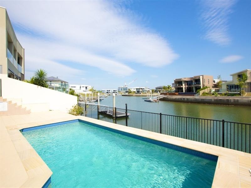 54 East Quay Drive, Biggera Waters QLD 4216