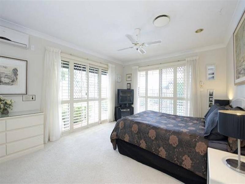 37 Limetree Parade, Runaway Bay QLD 4216