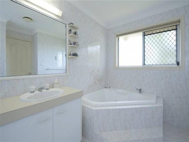 37 Limetree Parade, Runaway Bay QLD 4216