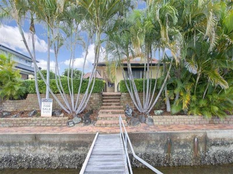 37 Limetree Parade, Runaway Bay QLD 4216