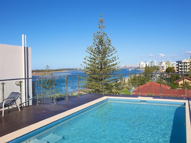 2/508 Marine Parade, Biggera Waters QLD 4216