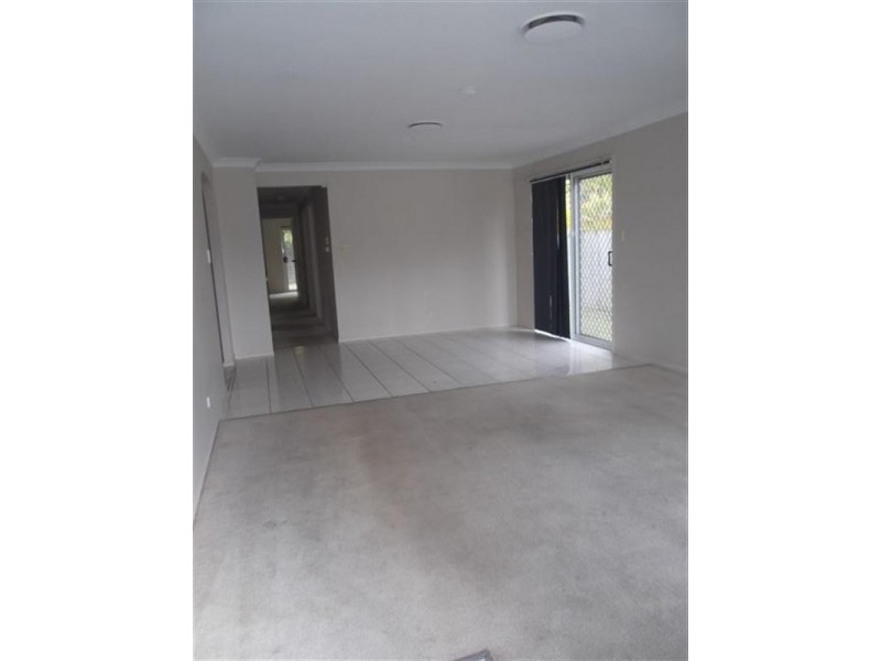 2/7 Clovelly Place, Labrador QLD 4215