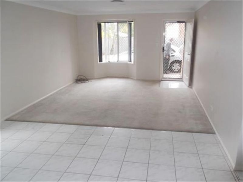 2/7 Clovelly Place, Labrador QLD 4215