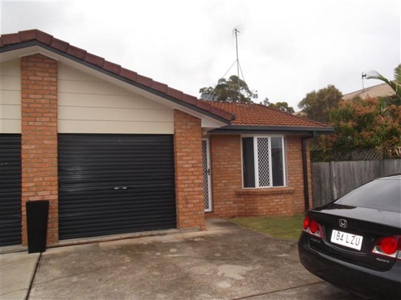 2/7 Clovelly Place, Labrador QLD 4215