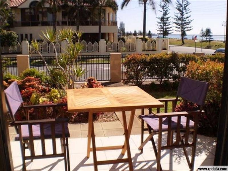 1/460 Marine Parade, Biggera Waters QLD 4216