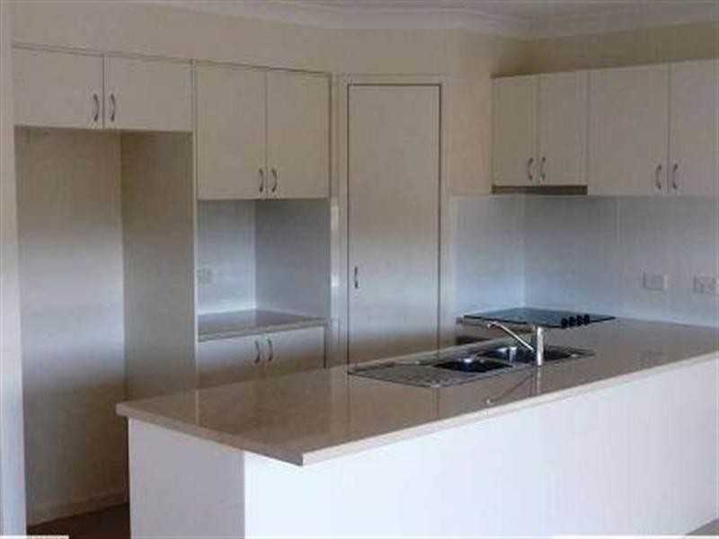 Pacific Pines QLD 4211