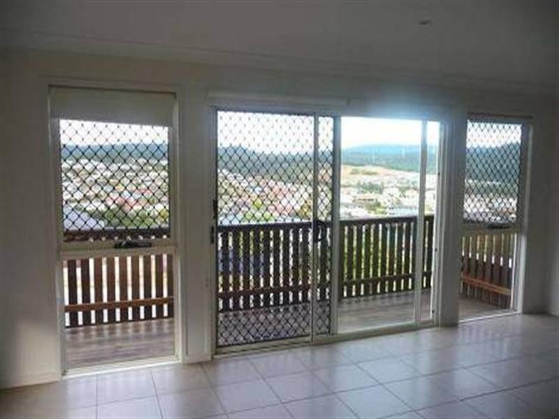 Pacific Pines QLD 4211