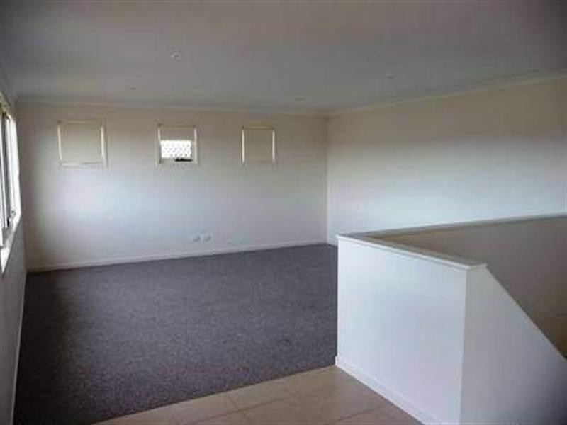 Pacific Pines QLD 4211