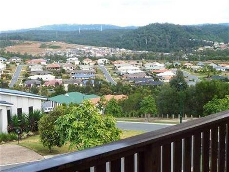 Pacific Pines QLD 4211