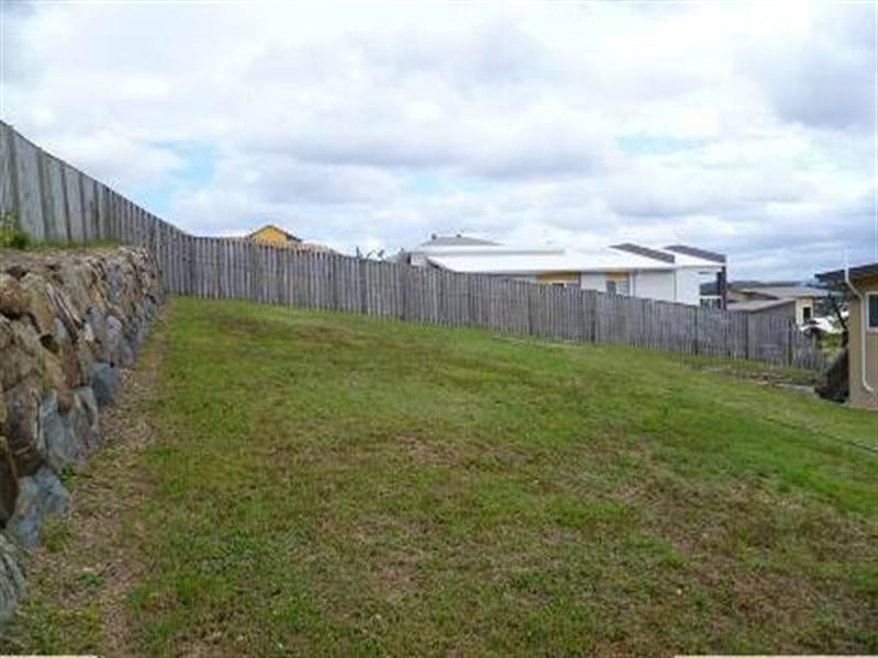 Pacific Pines QLD 4211