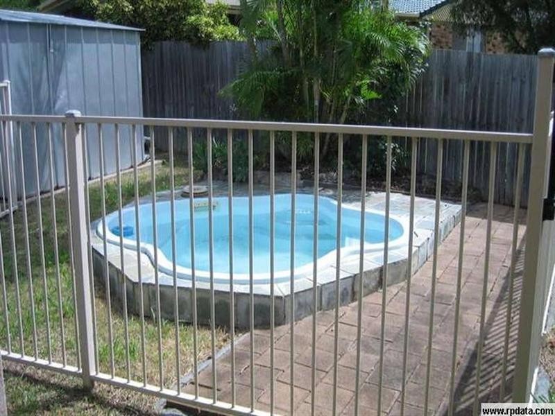 24 Angaston Avenue, Carrara QLD 4211