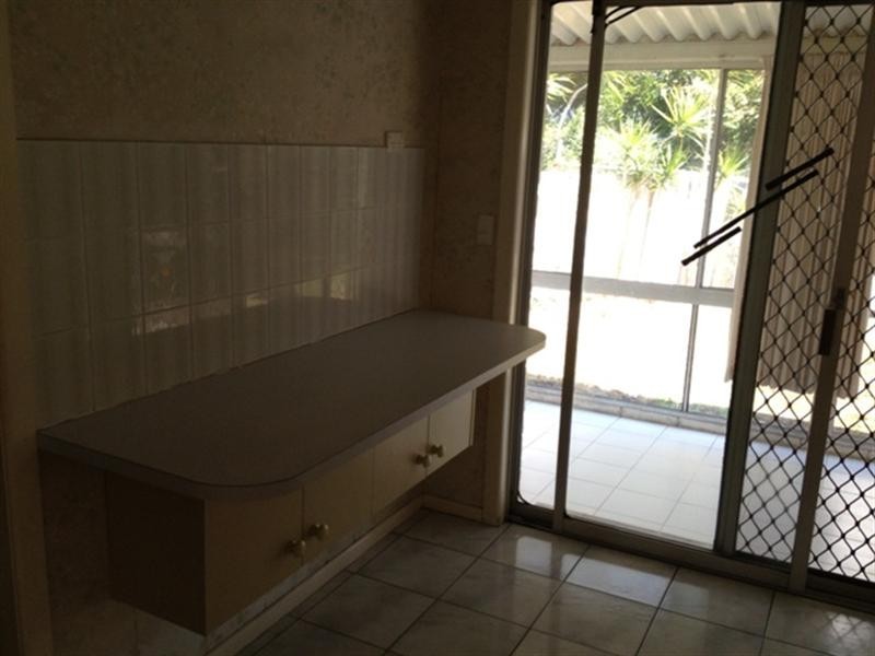 34 Anembo Street, Chevron Island QLD 4217