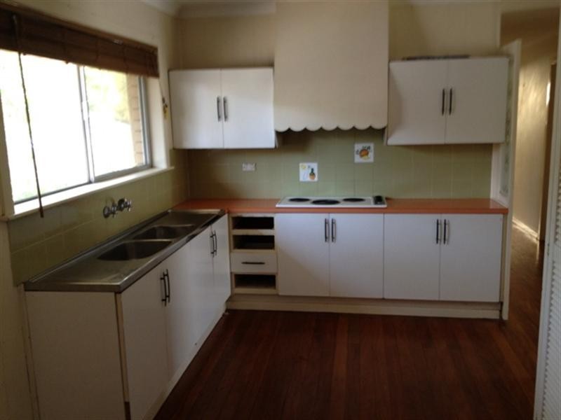 168 Stanhill Drive, Chevron Island QLD 4217