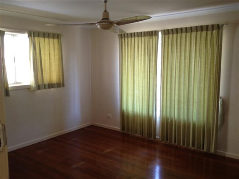 168 Stanhill Drive, Chevron Island QLD 4217