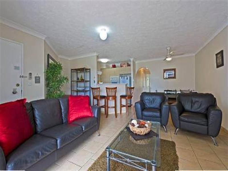 27/6 Back Street, Biggera Waters QLD 4216