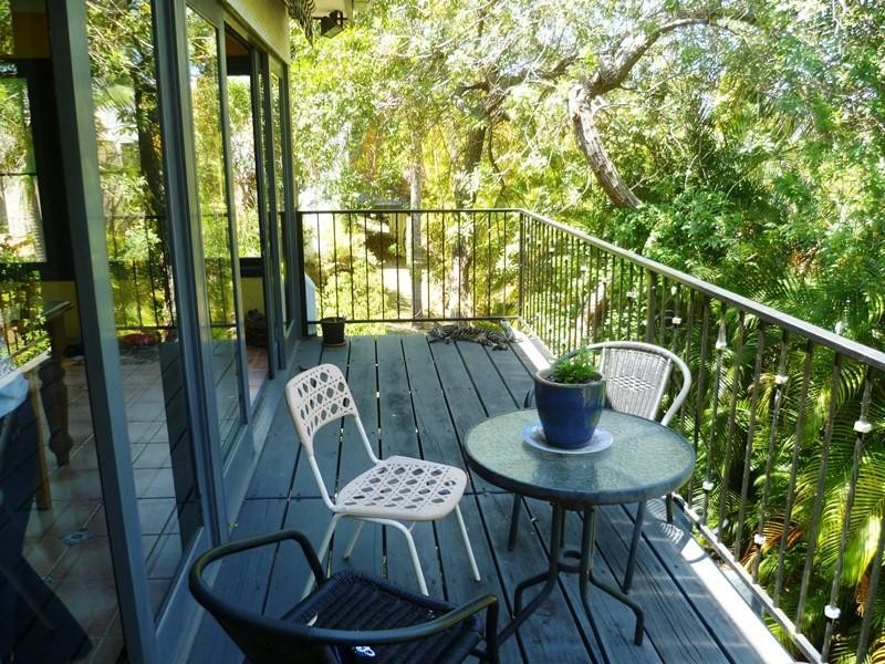 4 Bellview Crescent, Ashmore QLD 4214