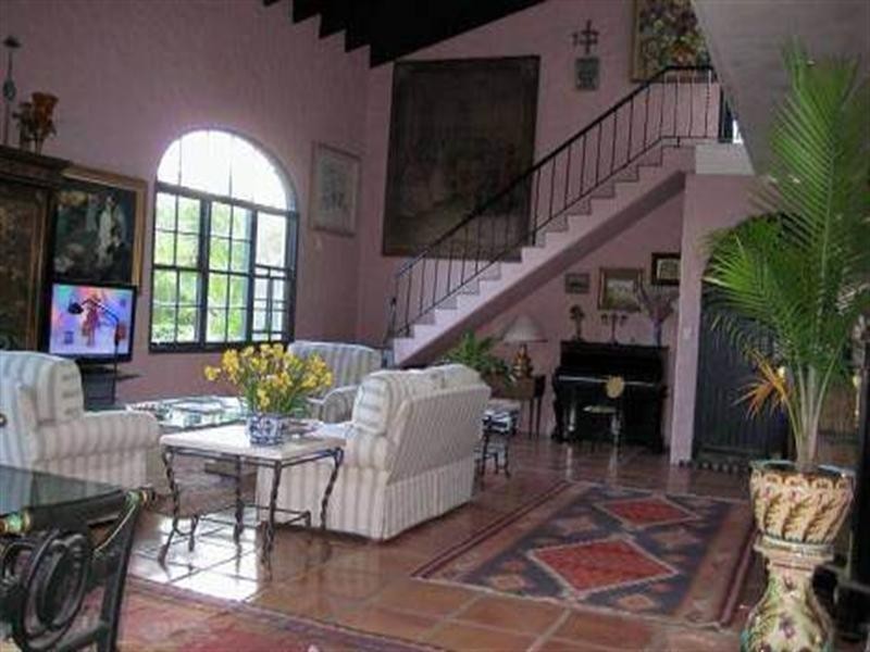 2 Bellview Crescent, Ashmore QLD 4214