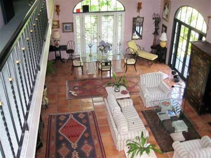 2 Bellview Crescent, Ashmore QLD 4214