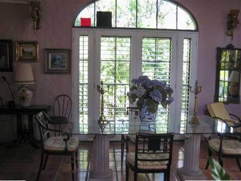 2 Bellview Crescent, Ashmore QLD 4214