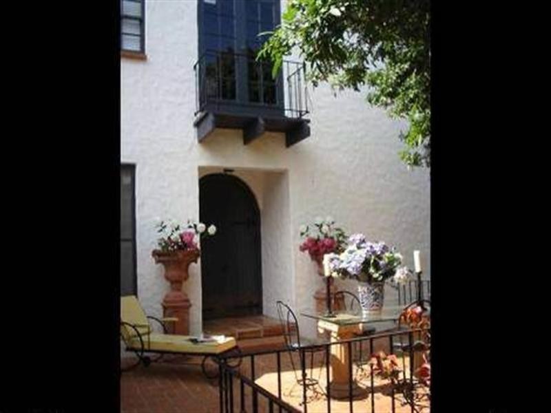 2 Bellview Crescent, Ashmore QLD 4214