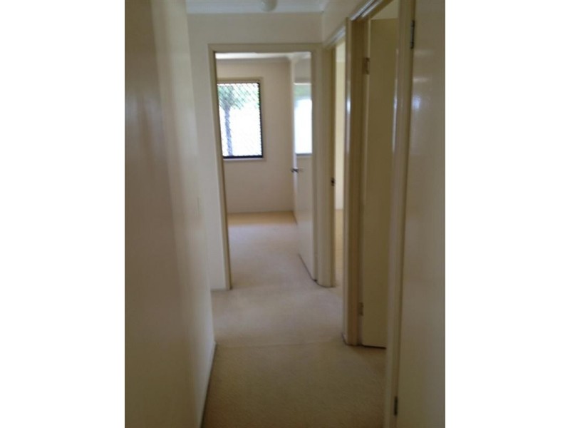 2/9 Elm Court, Labrador QLD 4215